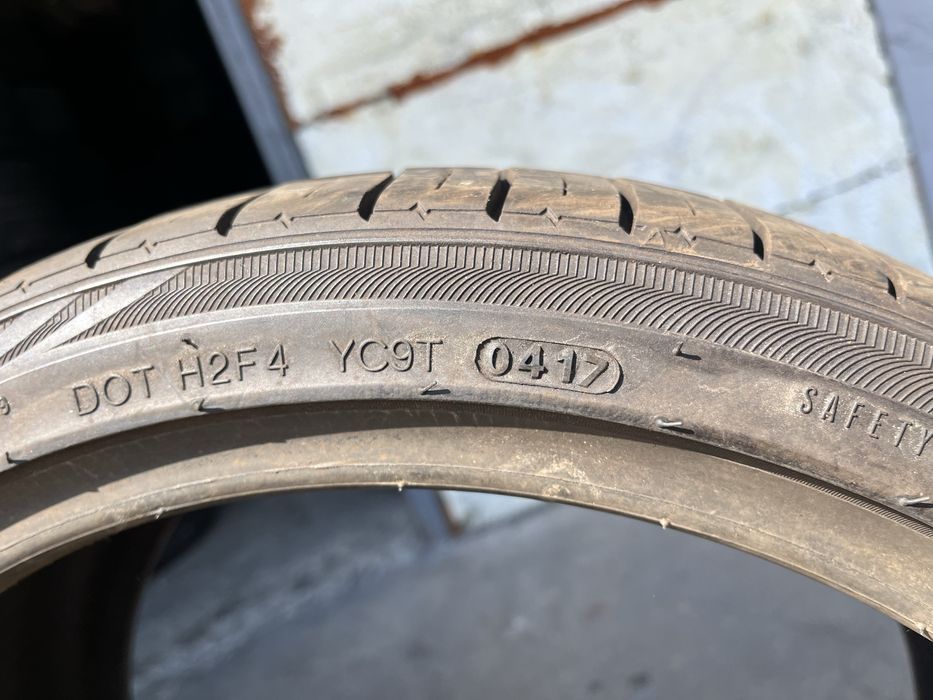 4 бр. летни гуми 225/35/17 Kumho 6-7 mm DOT 0417