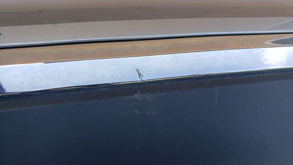 zadna bronq VW Toaran 2016-20g.