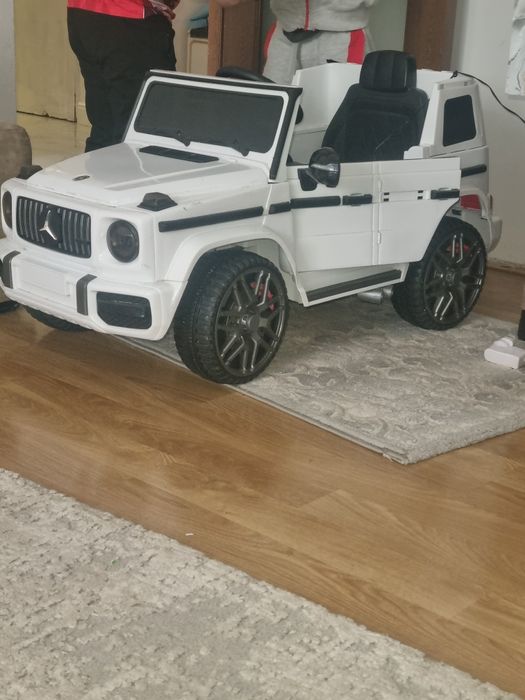 Masinuta copii  mercedes