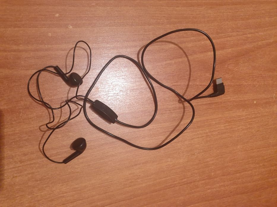 Продам отличнае наушники