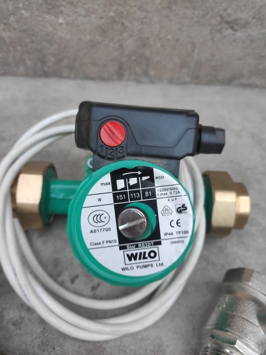 Продам насос циркуляционный WILO 32/7