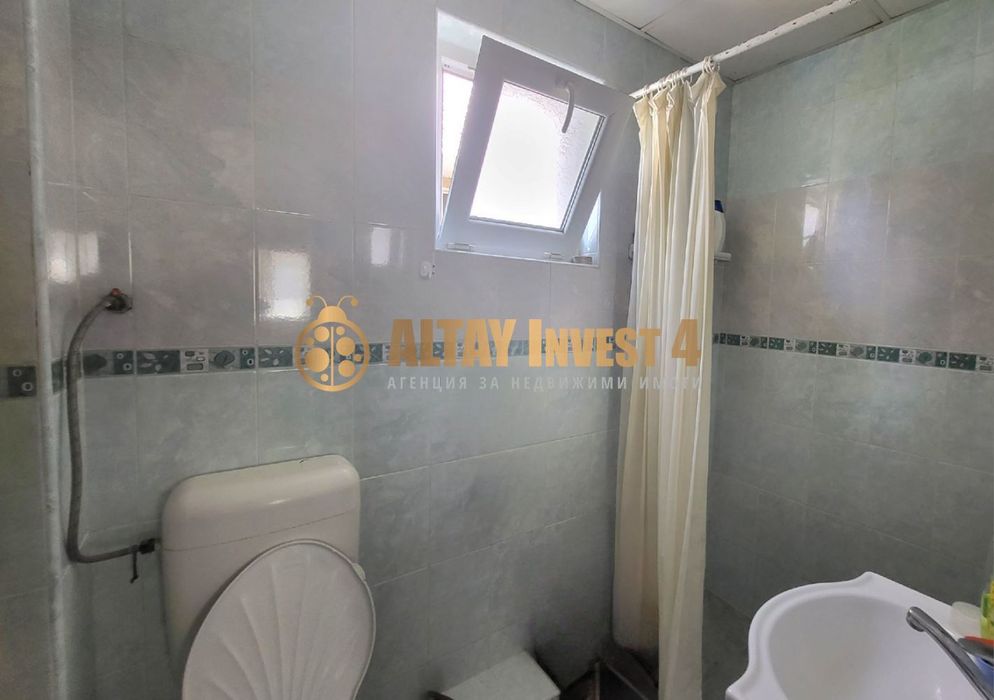 Продава се Къща в Генерал Тошево - 200 кв.м за 375 €/кв.м - Снимка #5