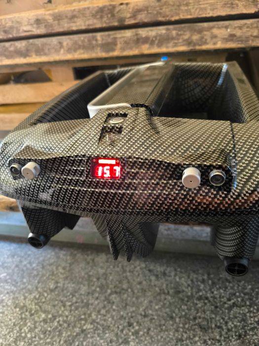 лодка за захранка RT4 в комплект със сонар Lowrens HOOK 4X