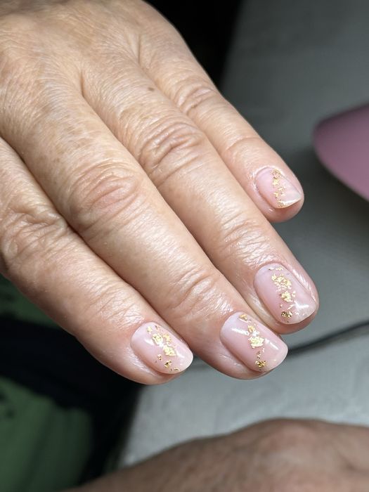 маникюр, наращивание и педикюр