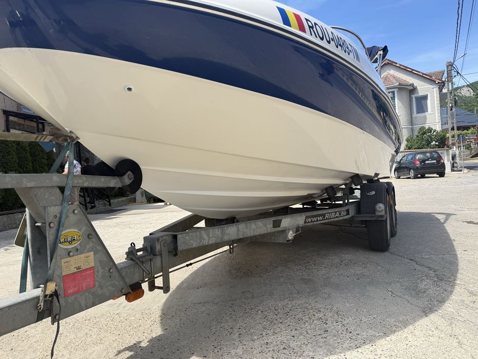 Barca Bayliner Capri 602 1.7 diesel
