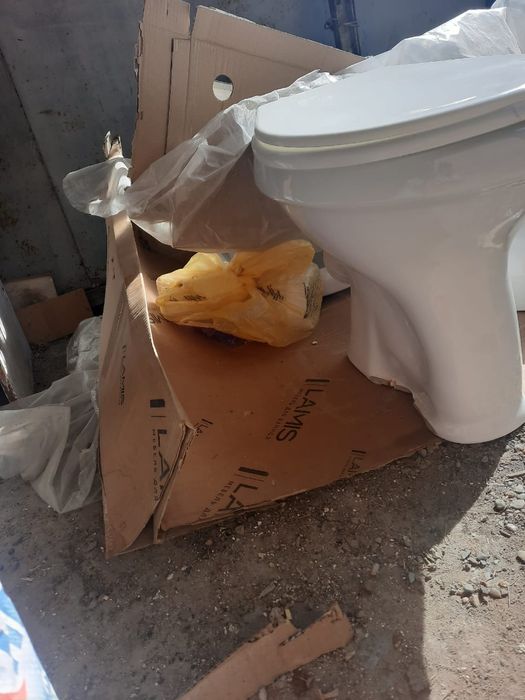 Унитаз и раковина