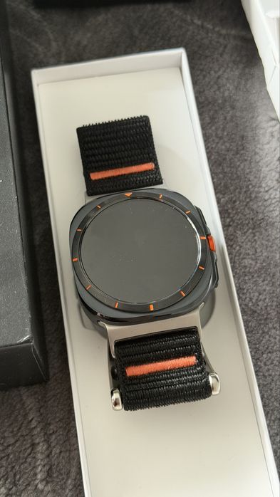Samsung Watch Ultra Titanium Gray