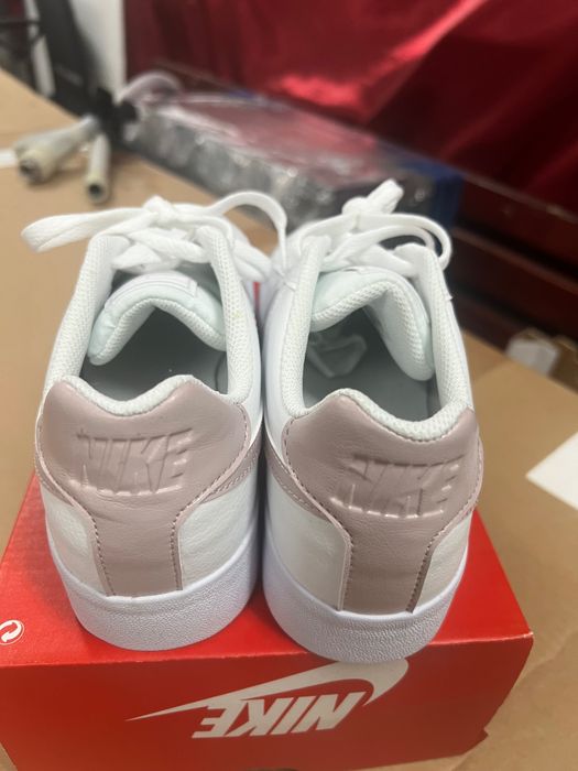 Дамски кецове Nike 38.5 номер 24.5см