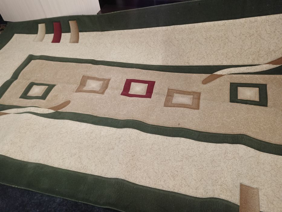 Продам хороший ковёр 4 на 2