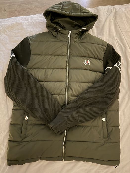 Куртка зеленая Moncler