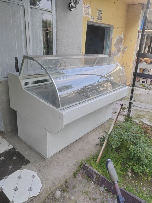 Витрина продаётся