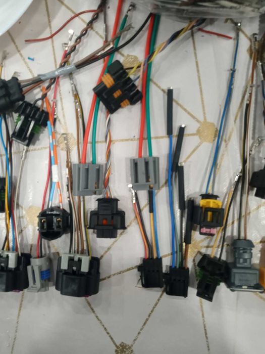 Оригинални ключове и авто конектори за марки от GM групата