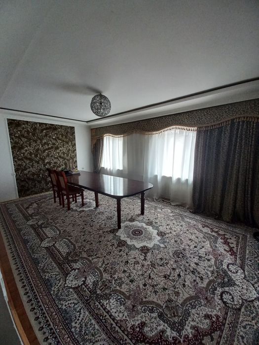 Домбиробод 7.22-соток Углаваой 4-хона 2-балкон 2-СанУзел Участок