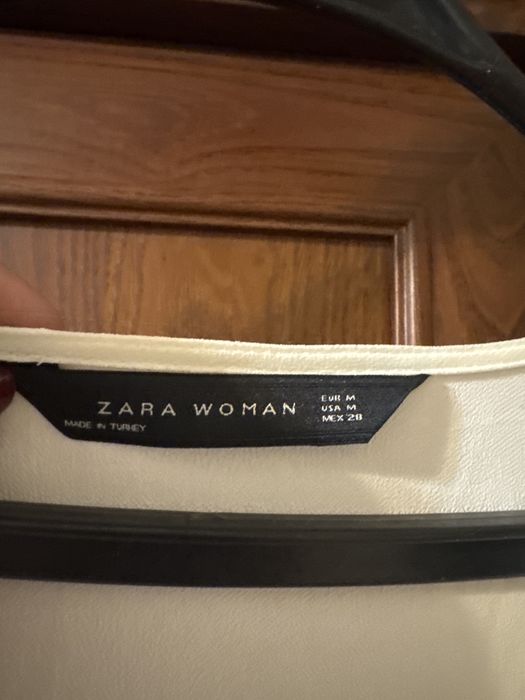 Женская белая блуза