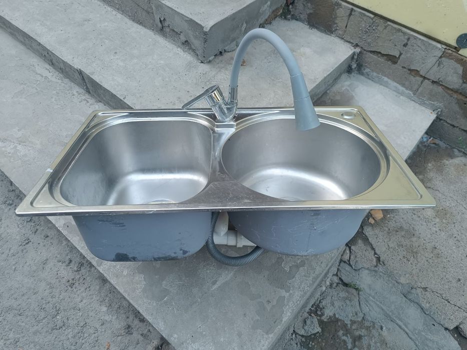 Раковина, металлическая