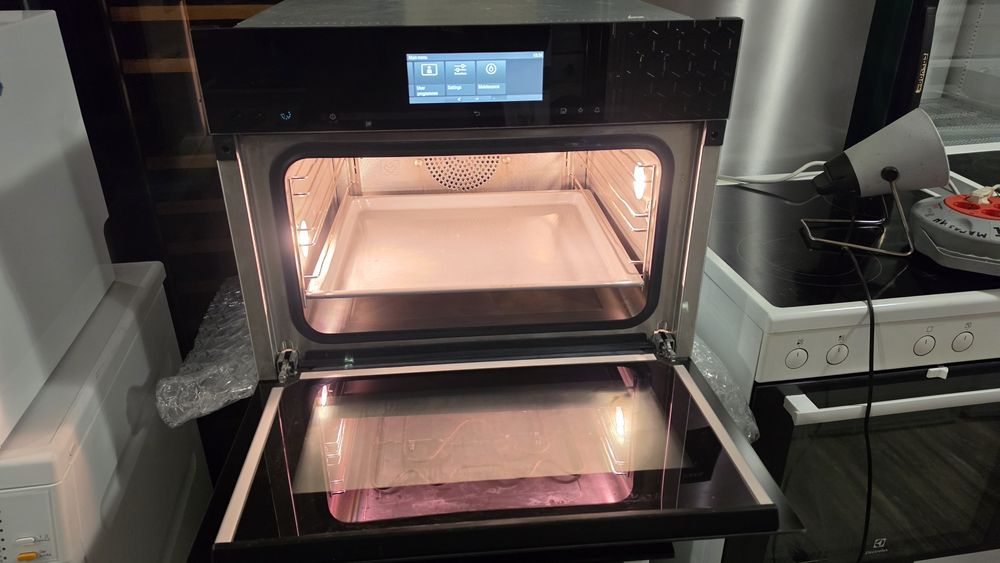 Фурна с пара Miele DGC6800