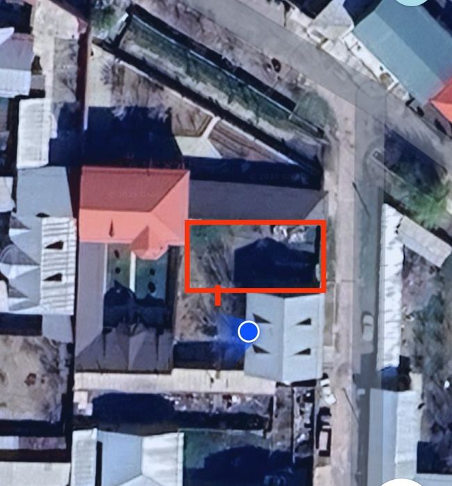 Yer sotiladi (quruq yer) 3,75 sotix