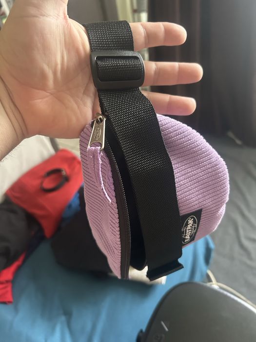 Borseta Eastpak & Snipes mov