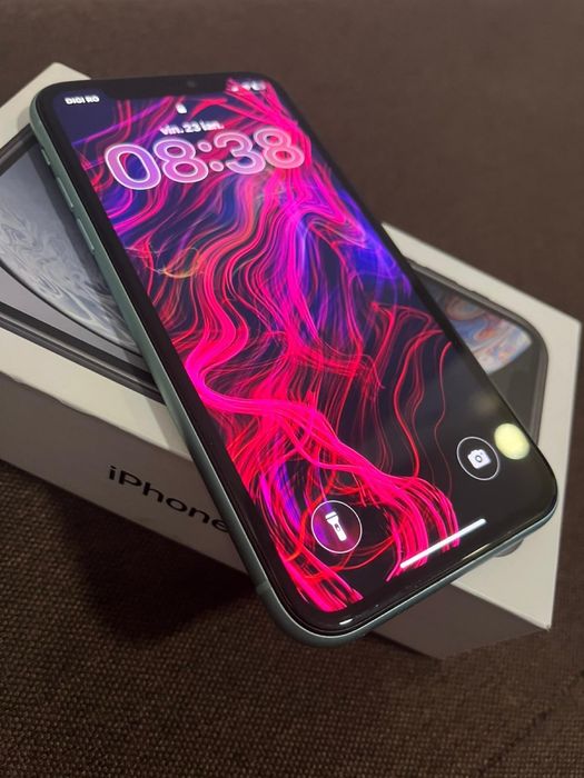 Vand iphone 11 liber de retea 64G