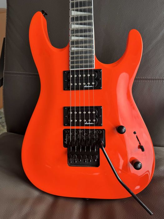 Jackson JS32 Dinky - Orange