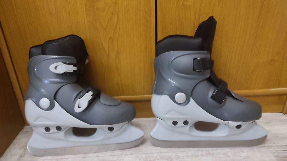 Коньки детский серые
