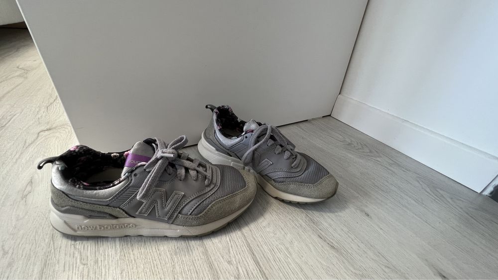 Adidasi New Balance dama, 36
