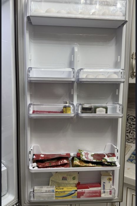 Продам холодильник Samsung