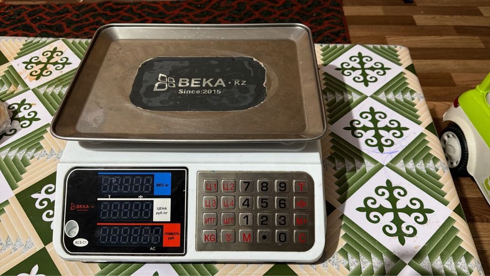 Холодильник виттринный