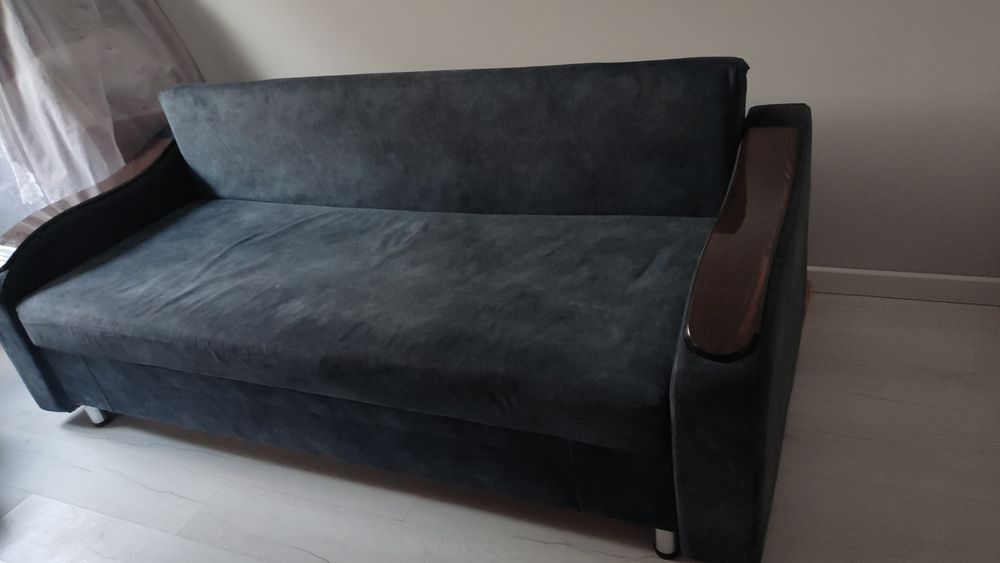 Кровать для спальни