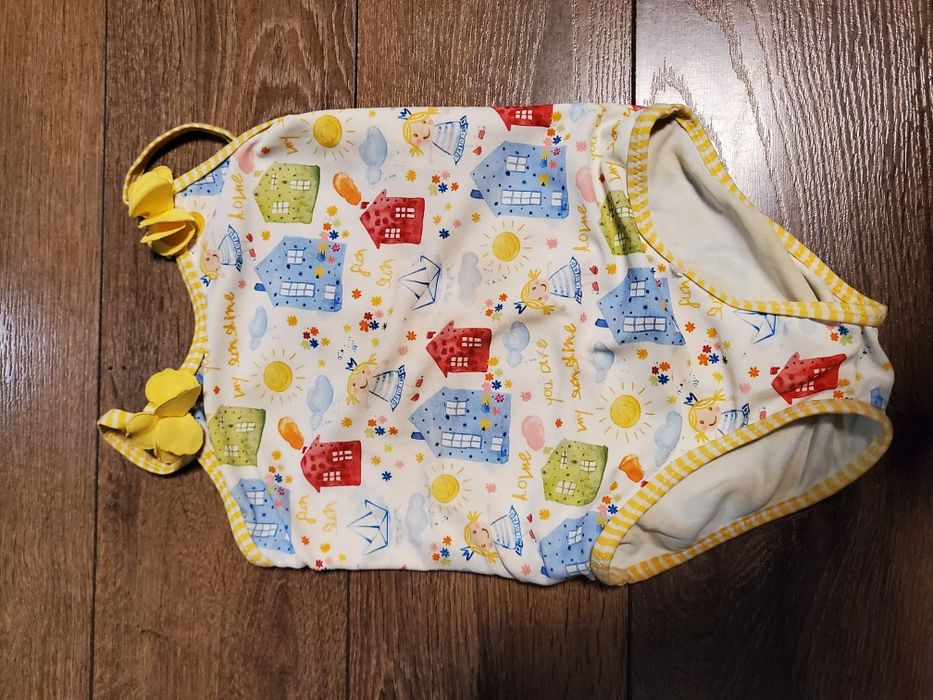 Цял бански с невероятен принт Mayoral Майорал 80 см.