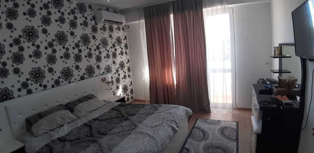Продава се Тристаен апартамент в Търговище, Запад 3 - 73 кв.м за 1223 €/кв.м - Снимка #7