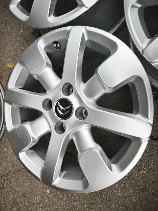 16" оригинални алуминиеви джанти за Citroen/Peugeot.