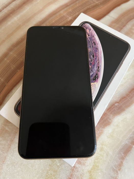 Продавам iPhone XS max Gold 512 GB
