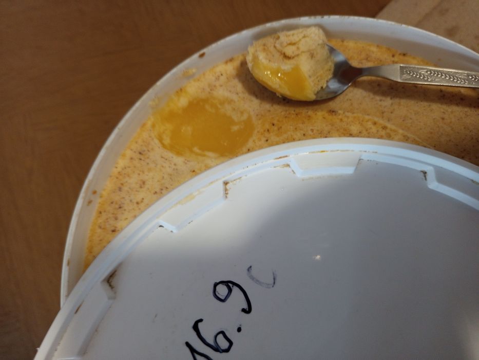 Продам мед, пыльцу, ващину.