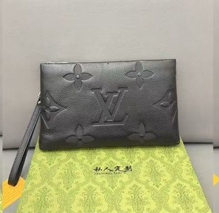 Чанта клъч естесвена кожа Louis vuitton ,Gucci,Prada