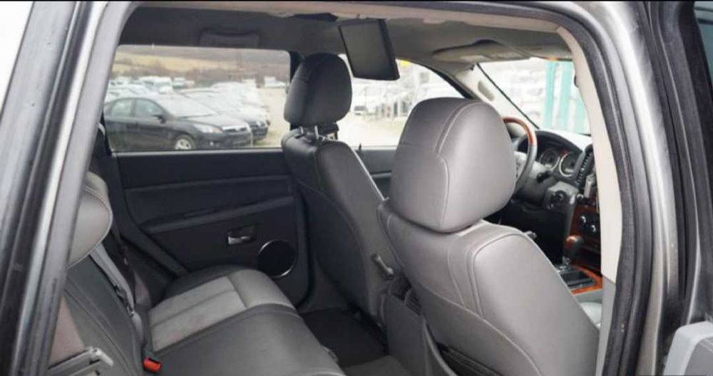 Продавам Jeep Grand Cherokee 3.0 crd OVERLAND