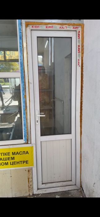 Пластик есиктер почти новый
