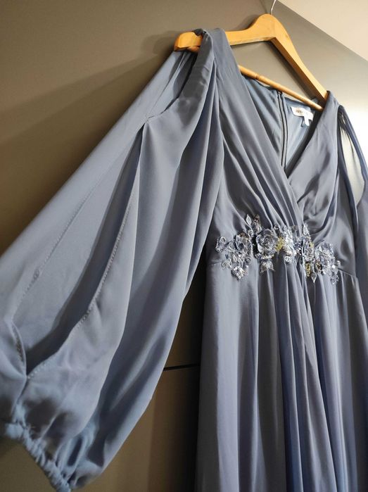 Синя официална рокля