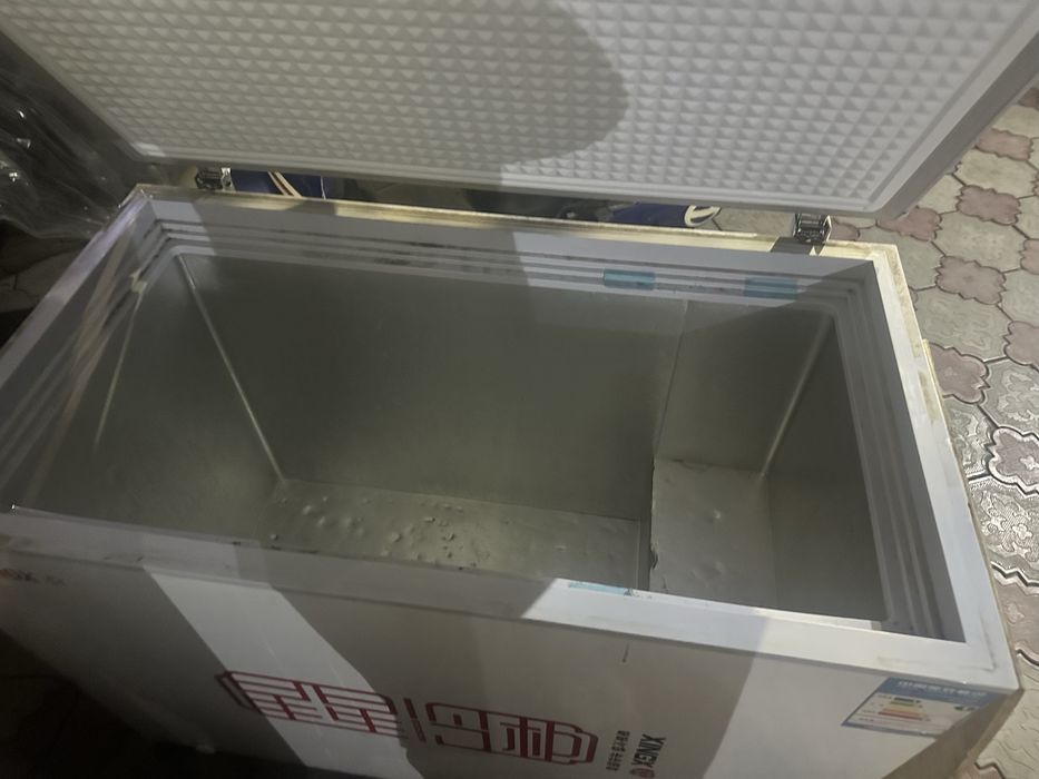 Продам морозильник