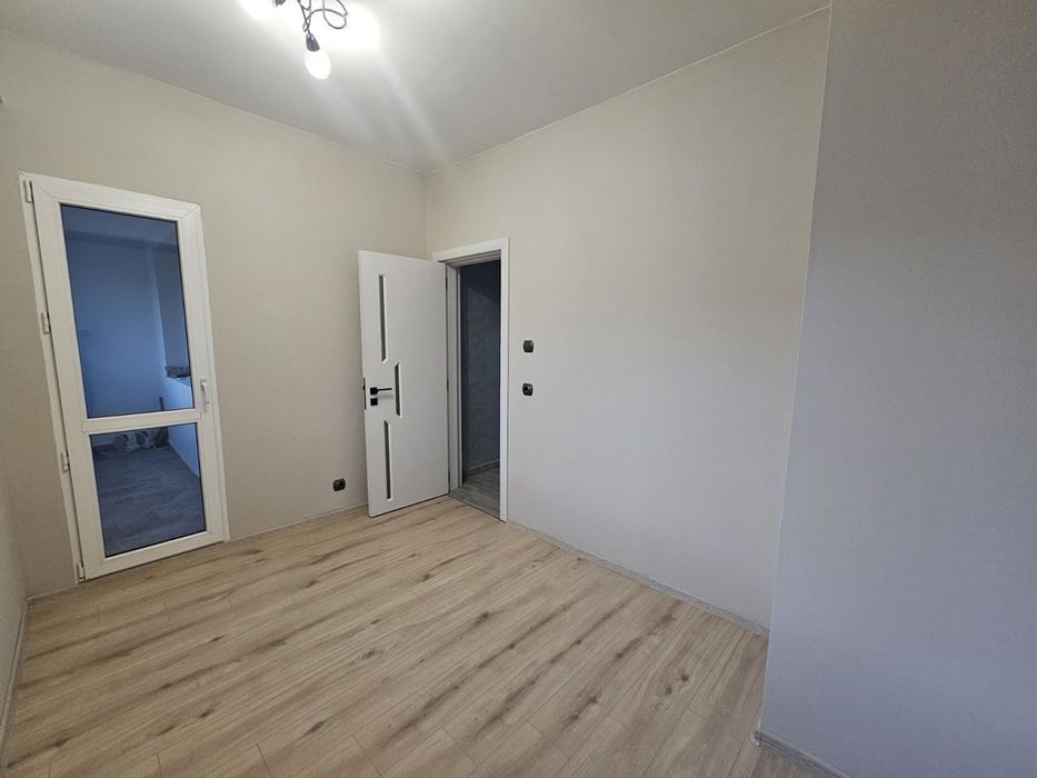 Тристаен апартамент след основен ремонт! Изцяло южен!