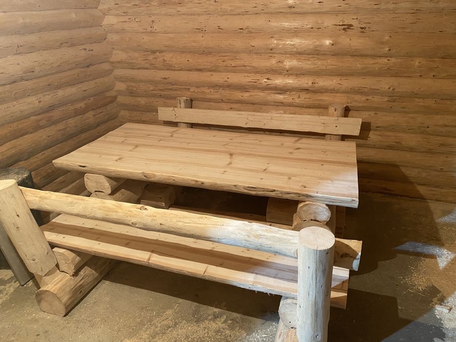 Masa din lemn rotund/ masa rustica