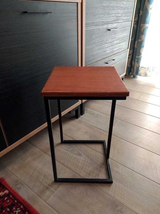 Подставка для растений