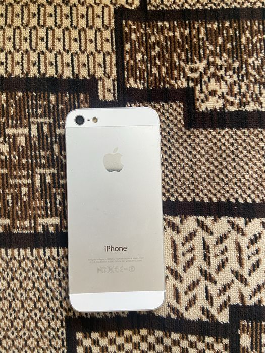 Iphone 5s в хорошем состояние