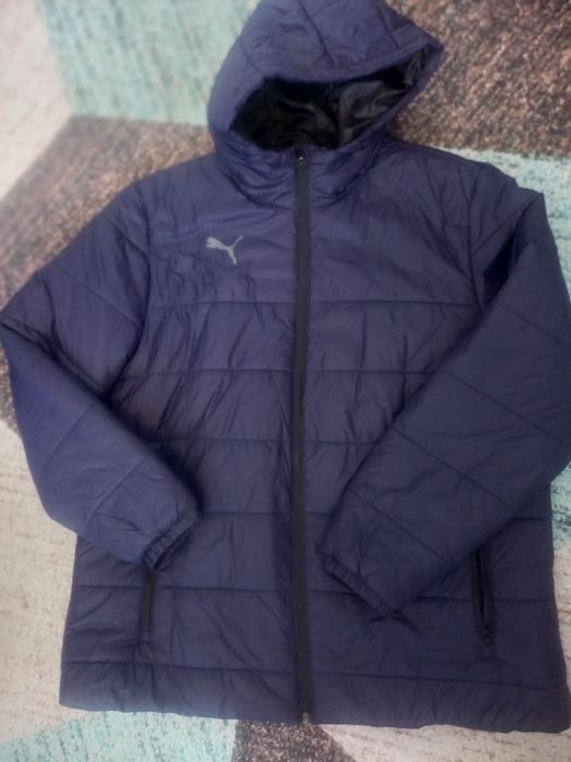 Продам мужскую куртку Puma