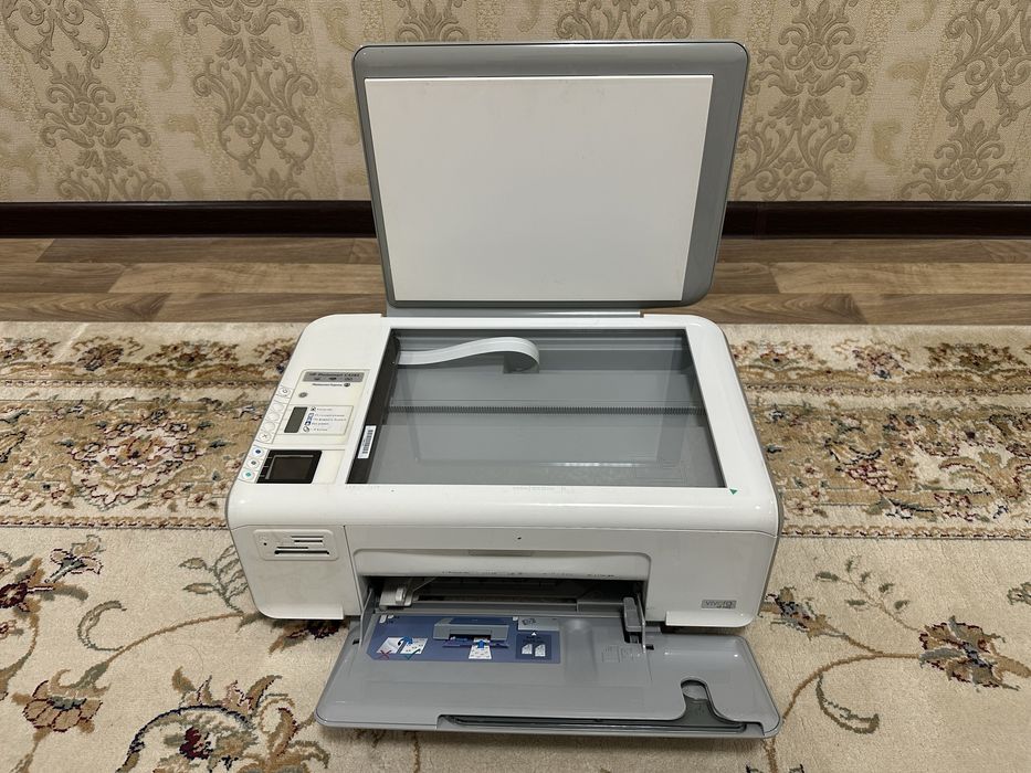 продам принтер HP Б/У