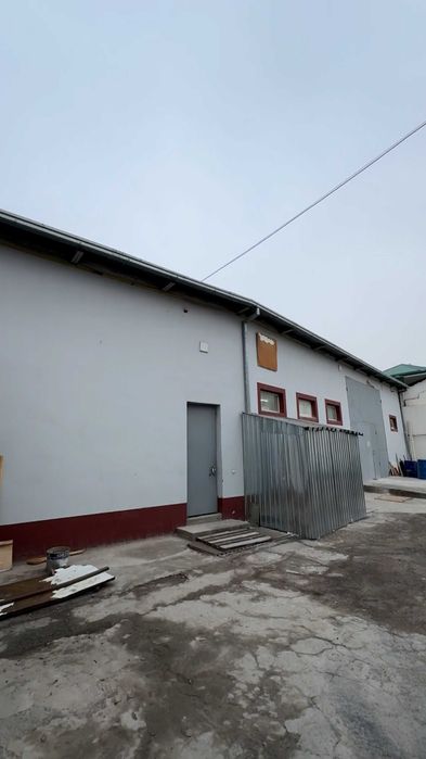 36 соток. В учтепинском районе продается здания