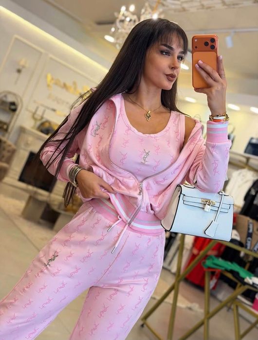 59€ размери S M L Xl комплект от 3 части (долнище, горнище и топ)