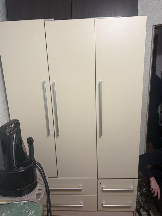 Продам мрочно шкаф