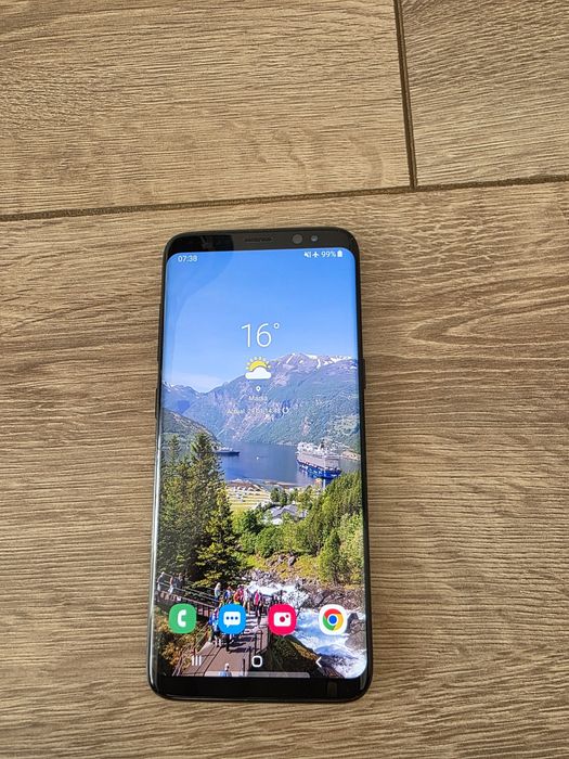 Samsung Galaxy S8 – stare foarte bună – preț avantajos