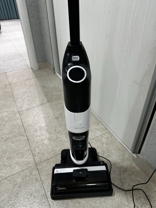 Моющий пылесос Midea X6